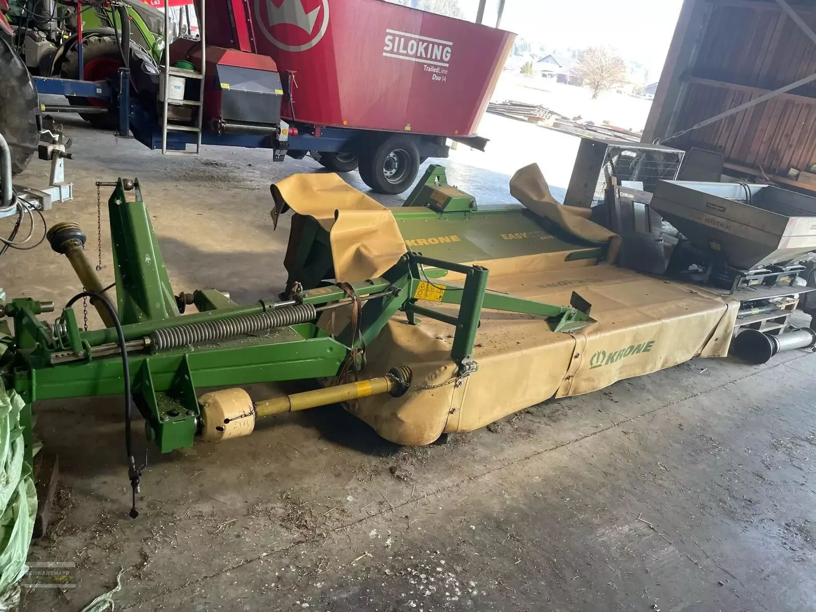 E-FARM: Krone EasyCut 320 - Segadora - id TLE7J2J - 6451 € - Año: 2007 - Austria