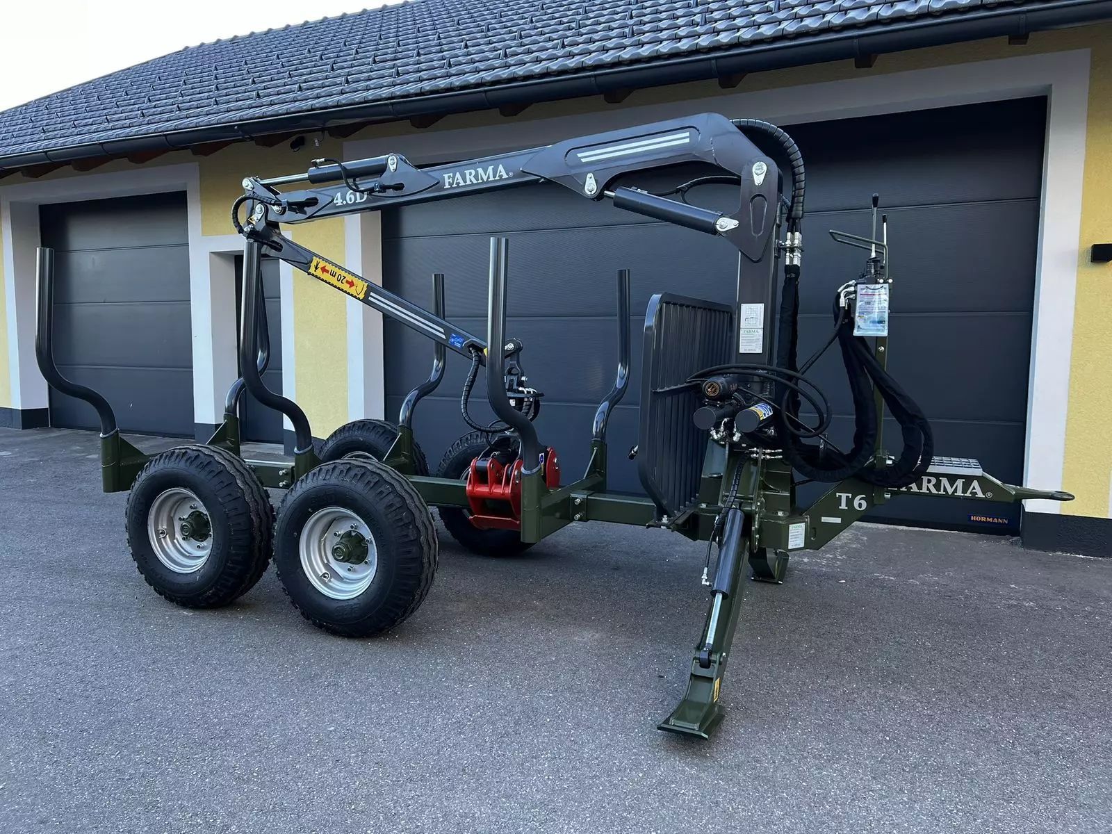 Farma t6 mit c4,6d g2 forstkran Forestry trailer €13,583