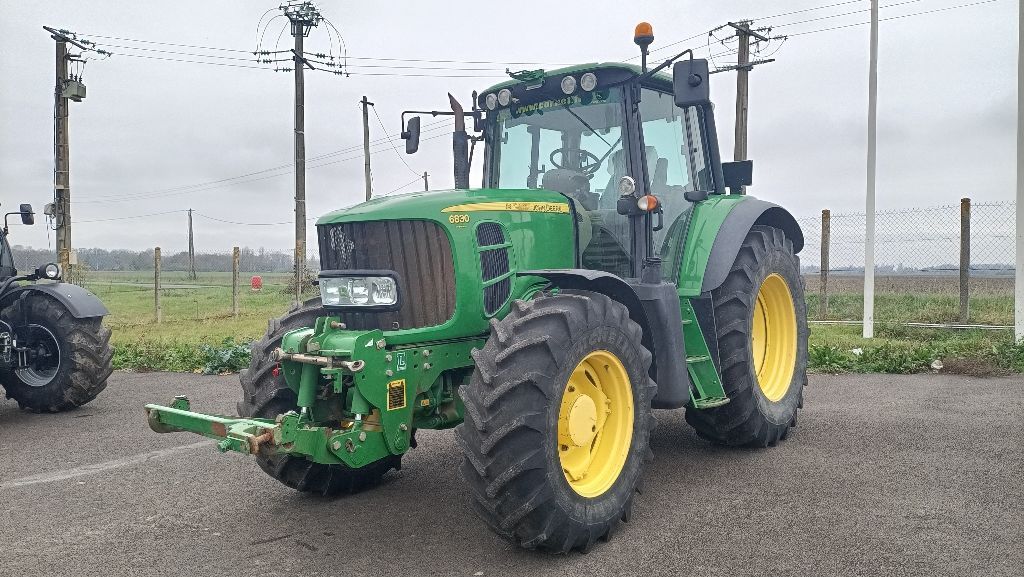 John Deere 6830 Tractor €45,000