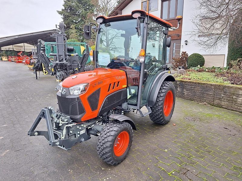 Kubota LX-351 Tractor €46,000