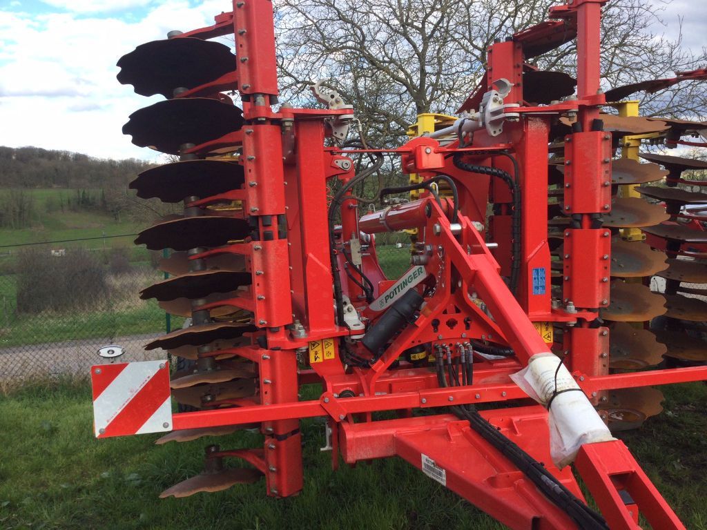 E-FARM: Pöttinger terradisc 4001 t - Cultivator - id RR6JGHB - €32,500 - Year of construction: 2022 - France