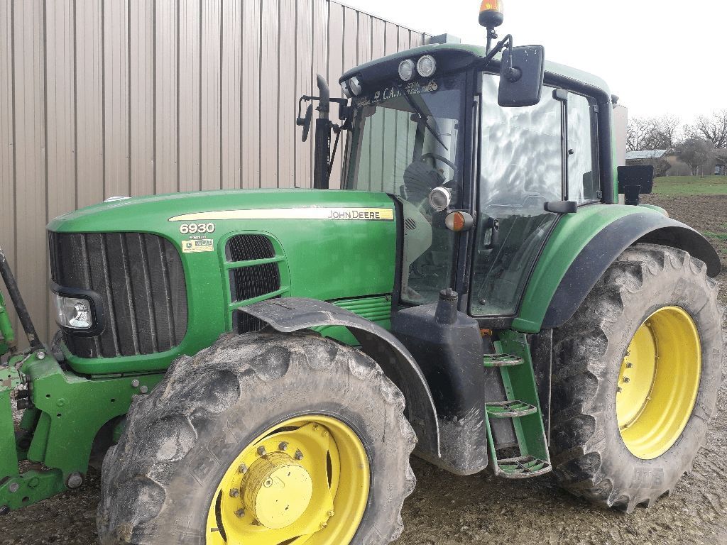 John Deere 6930 Premium Tractor 42.000 EUR