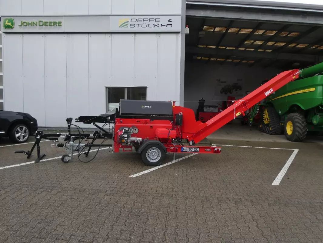 E-FARM: japa v japa 365 pro + road +435tre - Τρακτέρ - id RYBUCJJ - 31.800 € - Χρονία: 2023 - Γερμανία