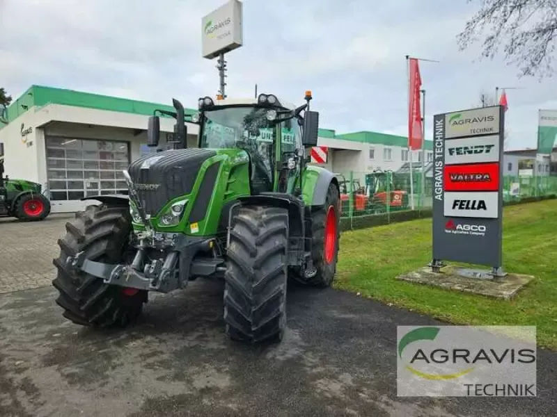 E-FARM: Fendt 828 Vario - Traktor - id 5Y5XINW - 219.900 € - Baujahr: 2023 - Abgelesene Motorstunden: 1.050,Motorleistung (PS): 287,Deutschland