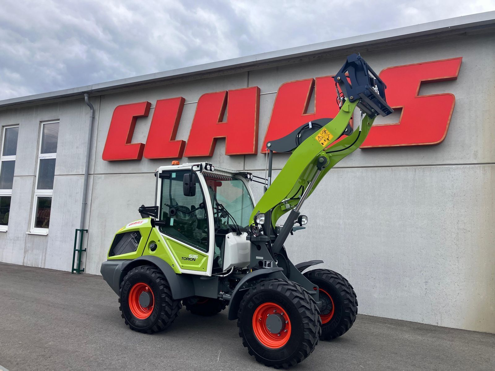 E-FARM: Claas Torion 535 - Cargador de ruedas - id MEQ7JL6 - 70.417 € - Año: 2025 - Horas: 5,Potencia del motor: 74,Austria
