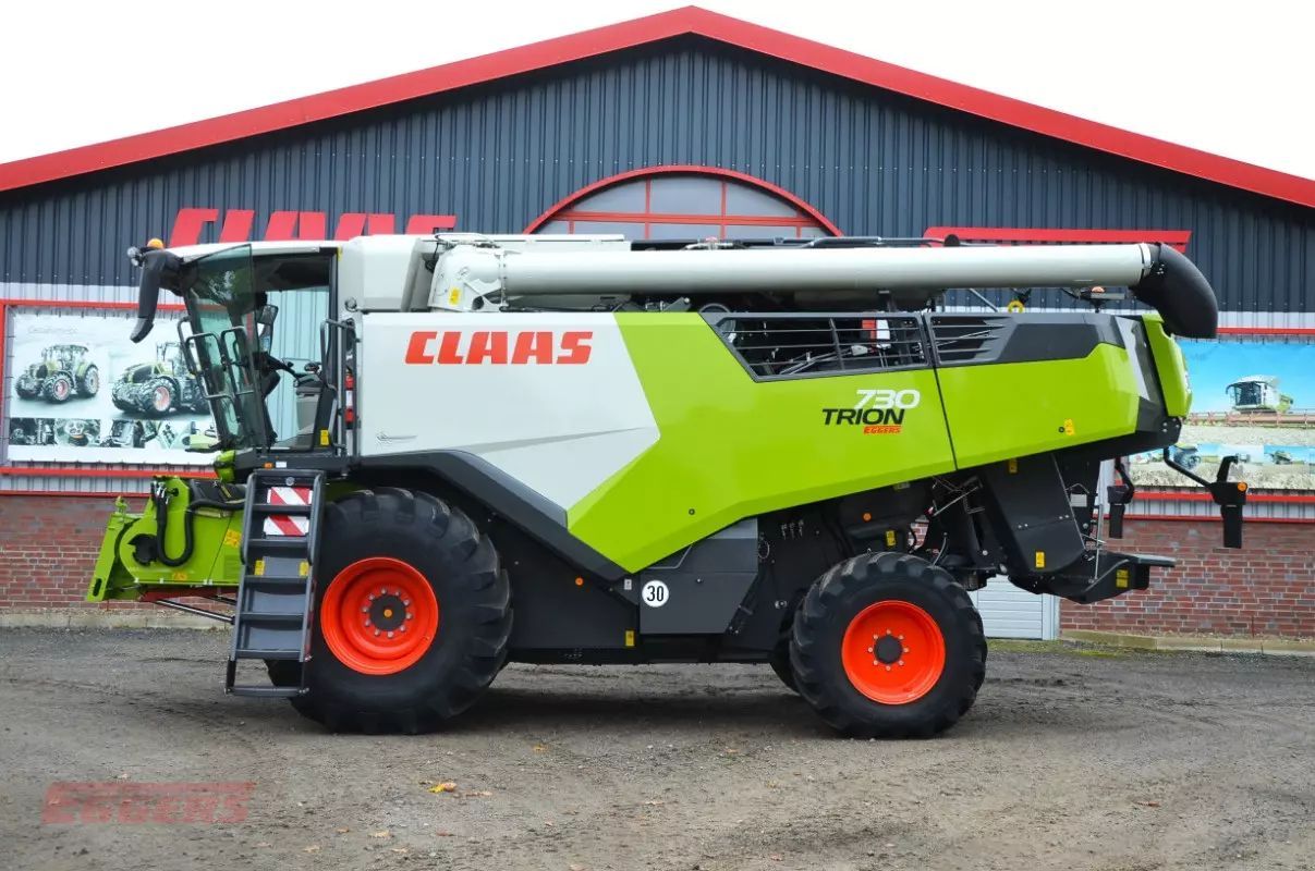Claas Trion 730 Combine harvester €272,000
