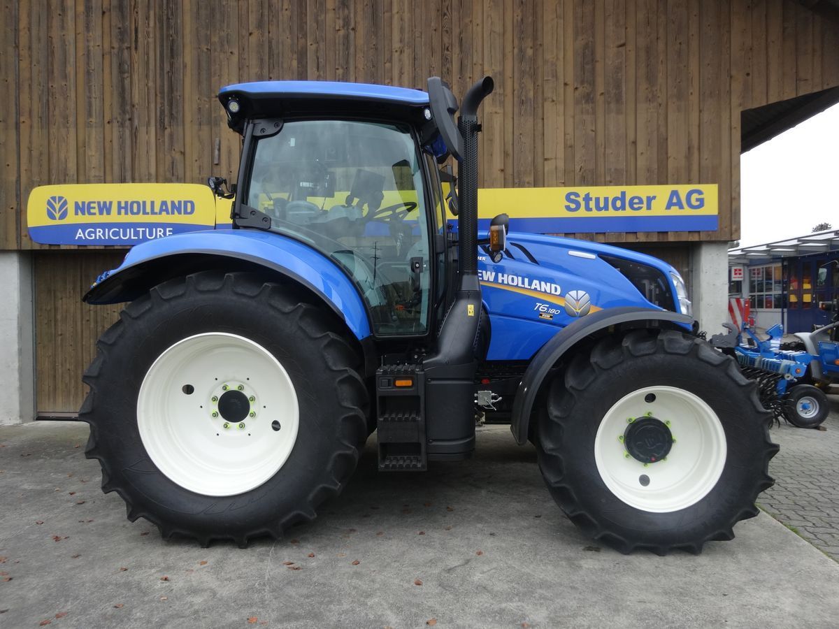 E-FARM: New Holland T6.180 - Tractor - id QPFVBQV - Year of construction: 2024 - Engine power (HP): 180,Switzerland