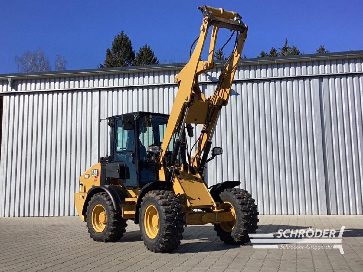 E-FARM: Caterpillar 908 hl-14 - Pala gommata - id 4JPDMD7 - 71.500 € - Anno di costruzione: 2023 - Ore: 468,Potenza del motore: 75,Germania