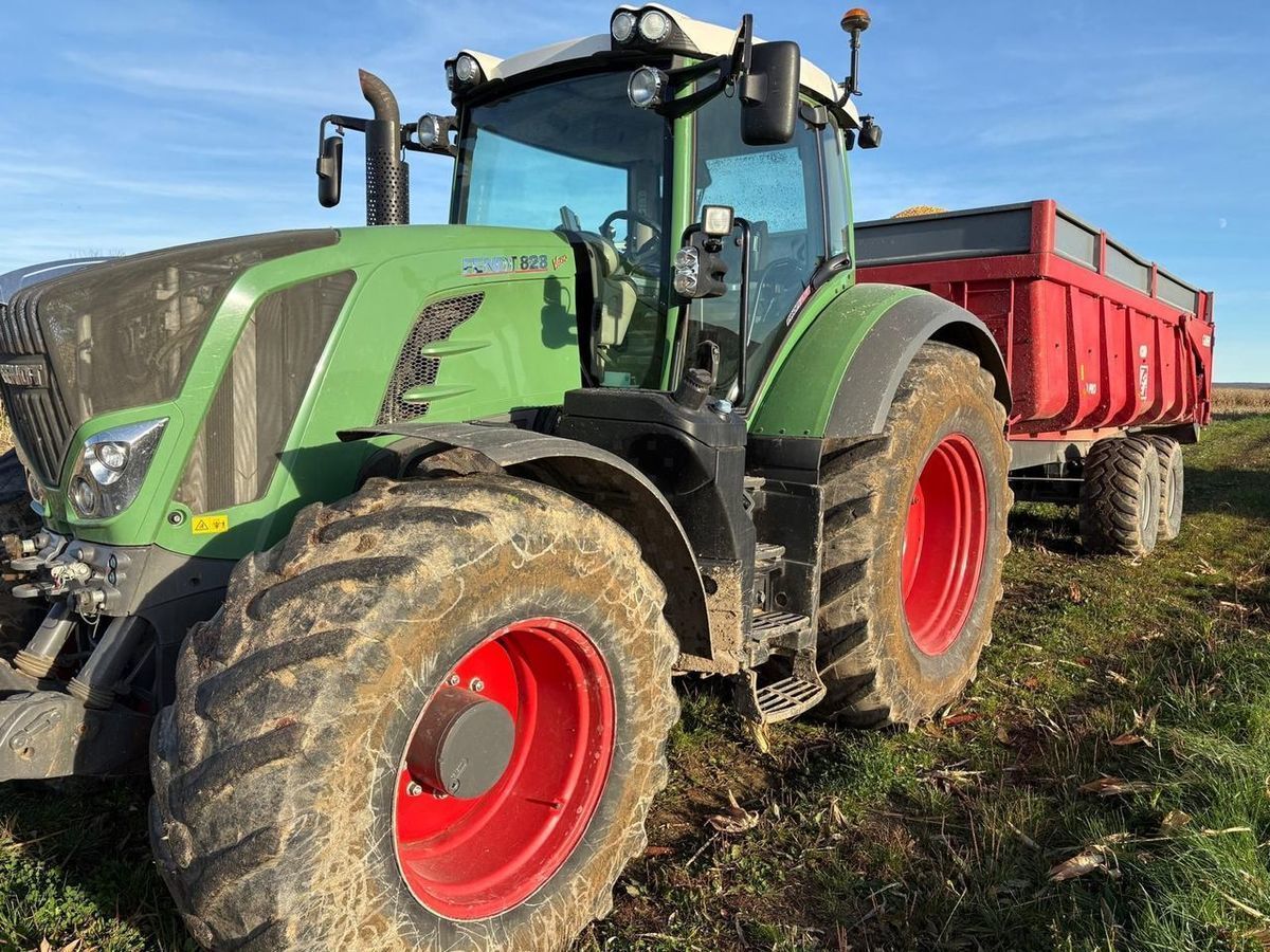 Fendt 828 Vario ProfiPlus Tractor €91,000