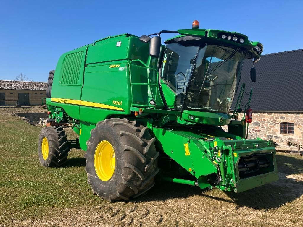 E-FARM: John Deere hillmaster 670l - Moissoneuse-batteuse - id VTF9HGQ - 211 168 € - Année: 2016 - Lecture du nombre d'heure: 900,Danemark