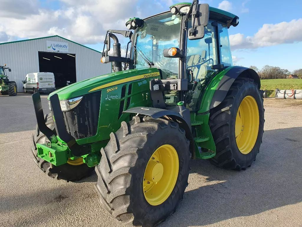 E-FARM: John Deere 5100 R - Tracteur - id UTRL6T5 - 45 000 € - Année: 2018 - Puissance du moteur (chevaux): 100,France