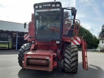 E-FARM: Case IH 1680 - Kombainas - id JNLK3B8 - 22 000 € - Gamybos metai: 1994 - Variklio darbo valandos: 4 760,Prancūzija