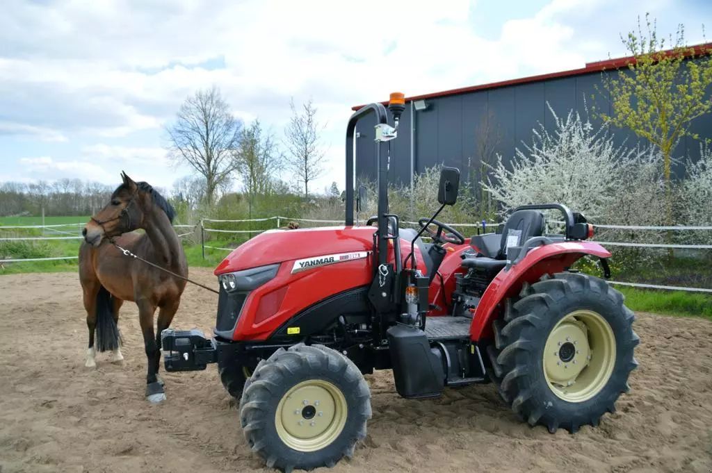 Yanmar YM359 Tractor 23.000 €