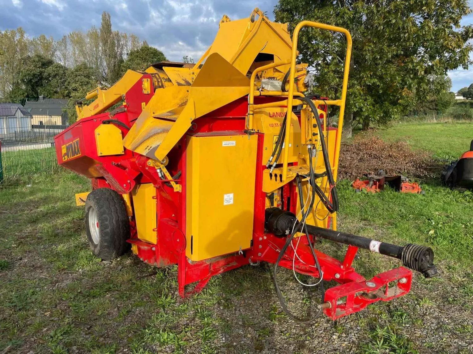 E-FARM: sonstige désileuse pailleuse d4500l gyrax - Désileuse pailleuse - id 3JAGCJG - 5 000 € - Année: 2013 - France