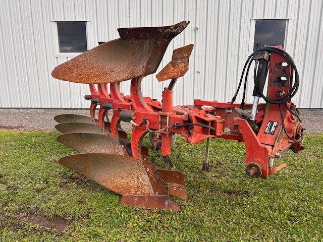 GREGOIRE BESSON ry4 Charrue 6 900 €