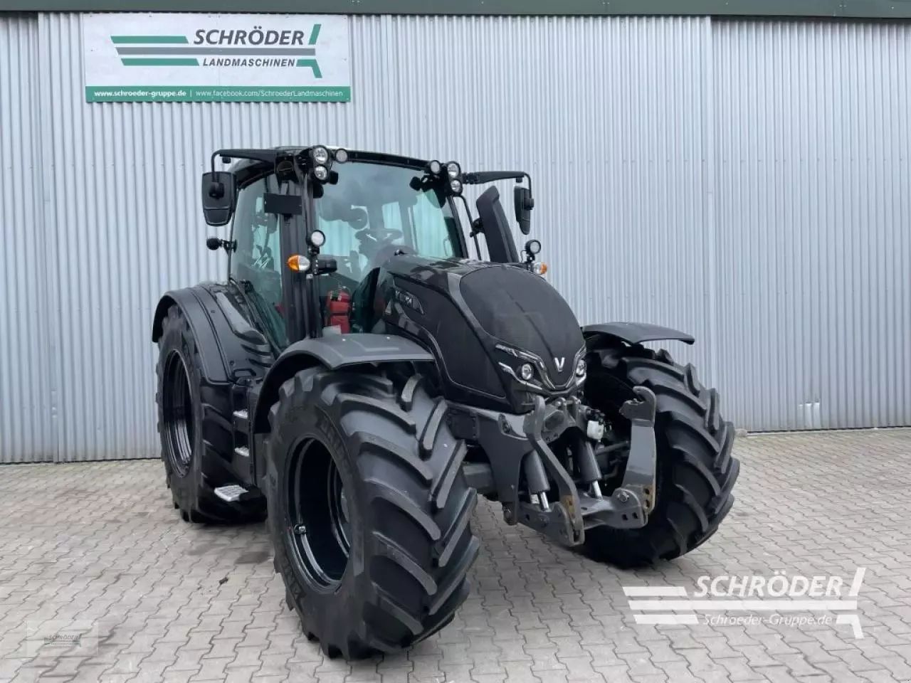 Valtra N 175 A Tractor €99,885