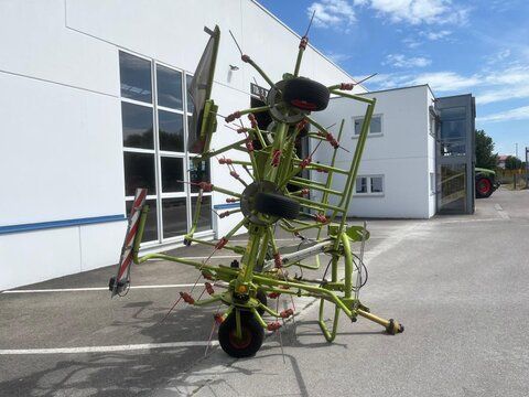 Claas Volto 870 Tedder €7,500