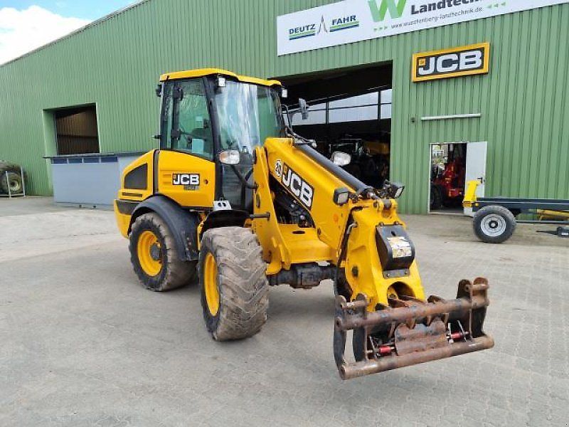 E-FARM: JCB tm 220 - Teleskopradlader - id QERDSW7 - 60.000 € - Baujahr: 2020 - Motorleistung (PS): 74,Deutschland