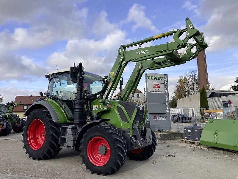 E-FARM: Fendt 311 Vario ProfiPlus - Traktor - id CQCKR7W - 105.000 € - Baujahr: 2020 - Abgelesene Motorstunden: 1.022,Motorleistung (PS): 110,Deutschland