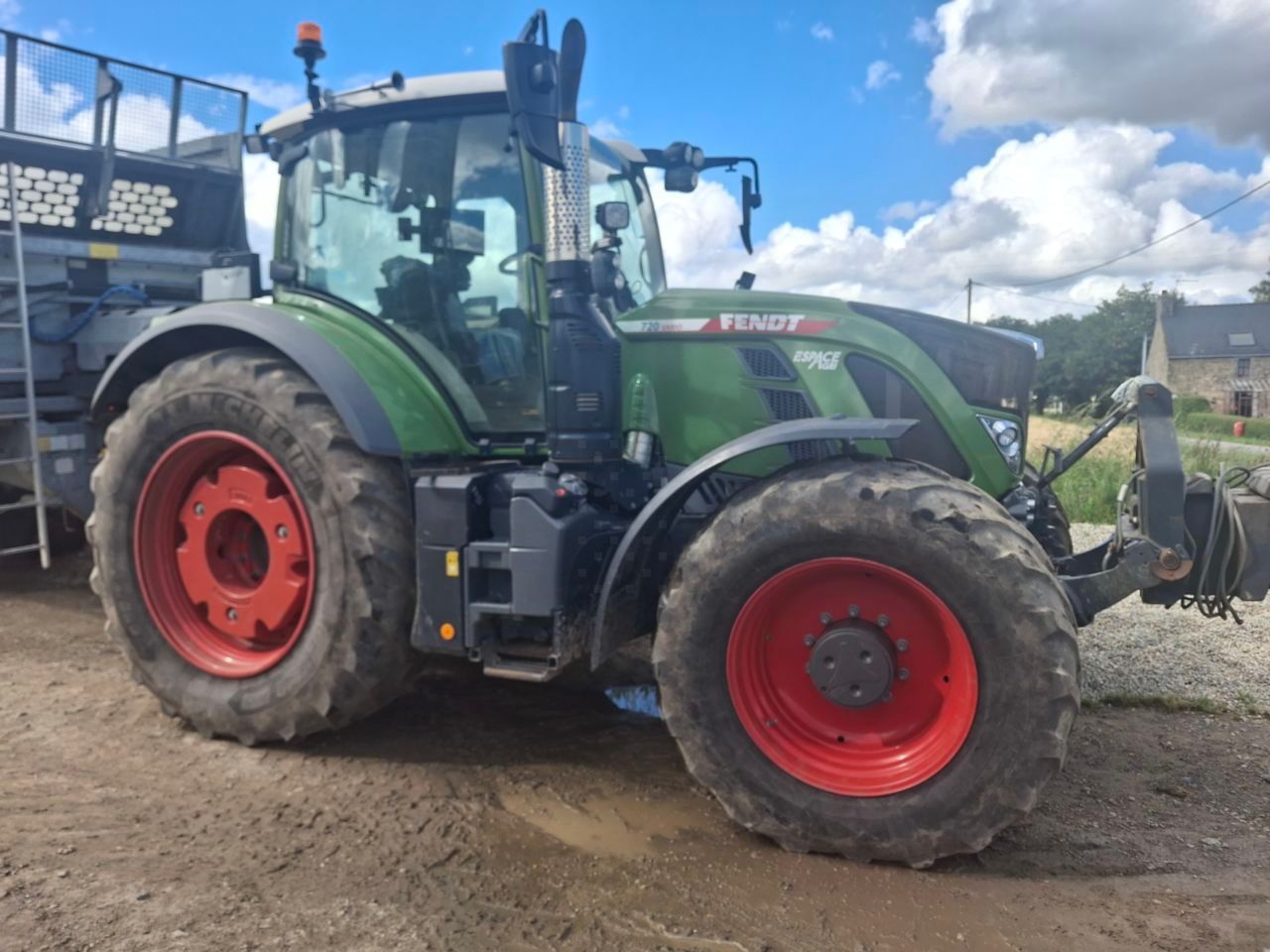 Fendt 720 Vario Tractor €108,000