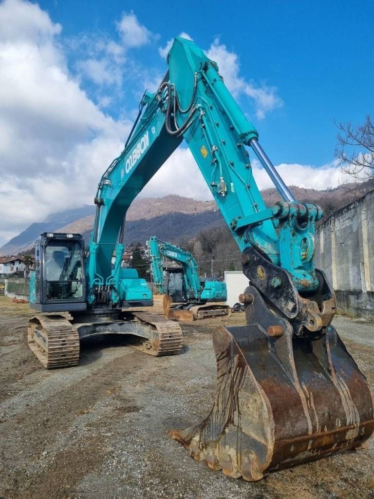 Kobelco sk260nlc Crawler excavator €120,000
