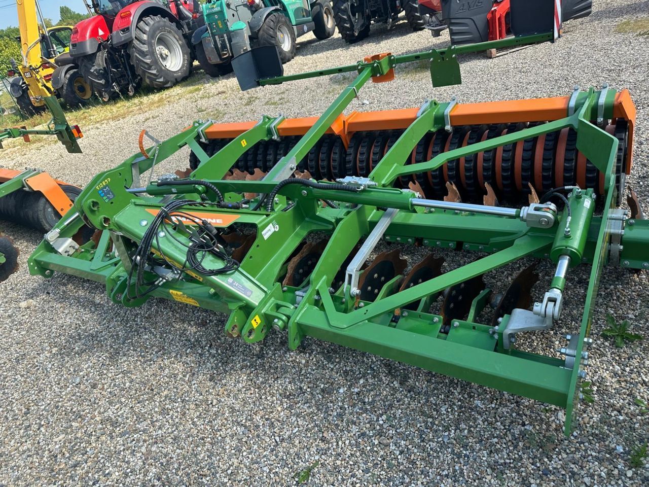 E-FARM: Amazone catros 4003-2 - Coltivatore - id TPIQ5A1 - 29.000 € - Anno di costruzione: 2024 - Francia