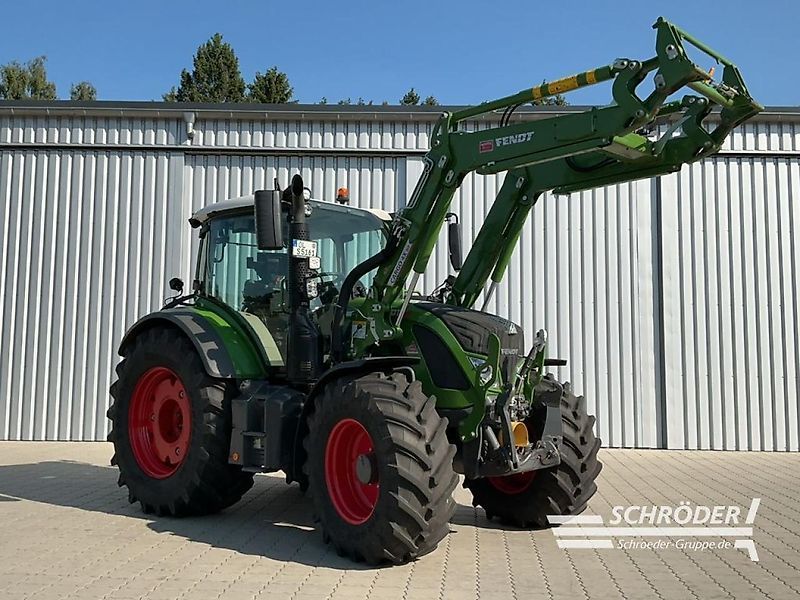 E-FARM: Fendt 516 Vario ProfiPlus - Tracteur - id EBBMVXK - 169 000 € - Année: 2023 - Lecture du nombre d'heure: 737,Puissance du moteur (chevaux): 163,Allemagne