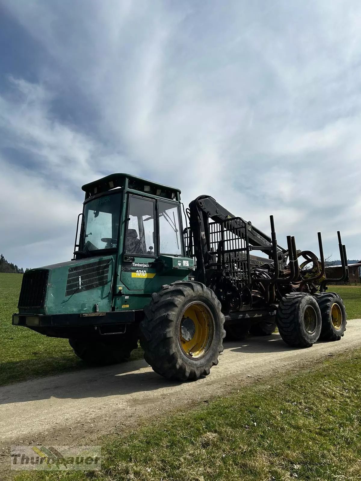 E-FARM: Timberjack 1010 - Forwarder - id VDCXLDD - 28.000 EUR - Anul: 1996 - Germania