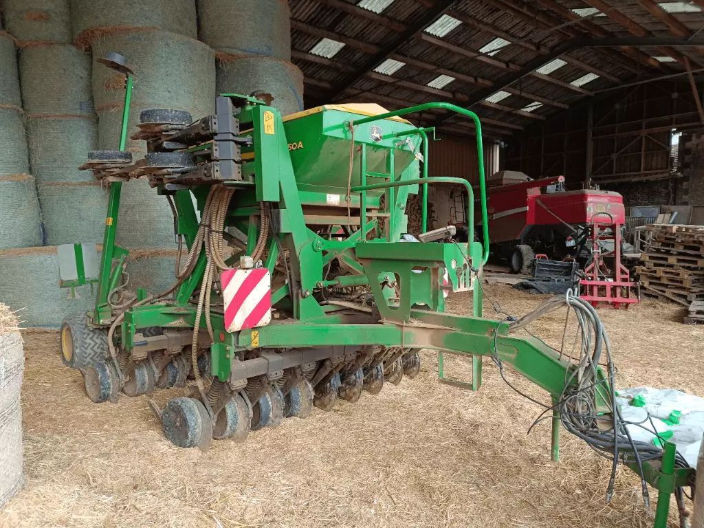 E-FARM: John Deere 750A - Semoir direct - id LCNWV8X - 45 000 € - Année: 2014 - France