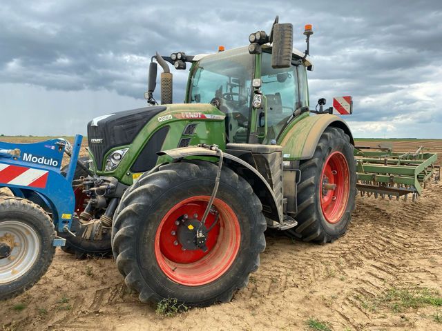 Fendt 724 Vario Profi+ Трактор 155 000 €