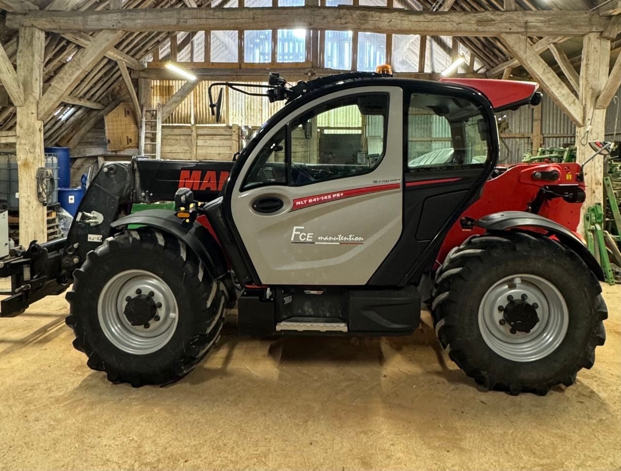 Manitou mlt 841 - 145 ps+ Telehandler €79,500