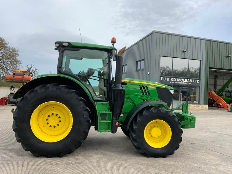 John Deere 6195 R tractor €72,860