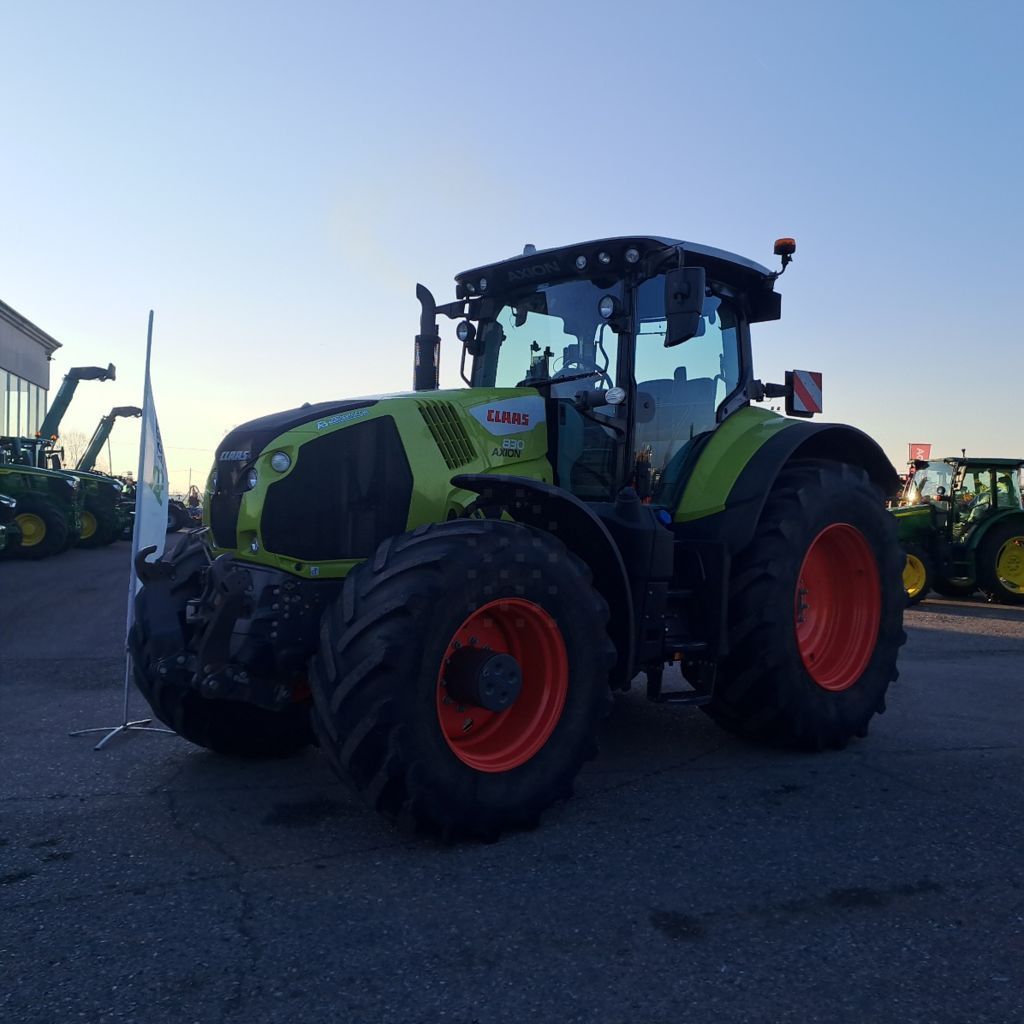 E-FARM: Claas Axion 830 CMATIC - Tractor - id 9FRUAUU - 118.000 € - Año: 2020 - Horas: 4201,Potencia del motor: 235,Italia