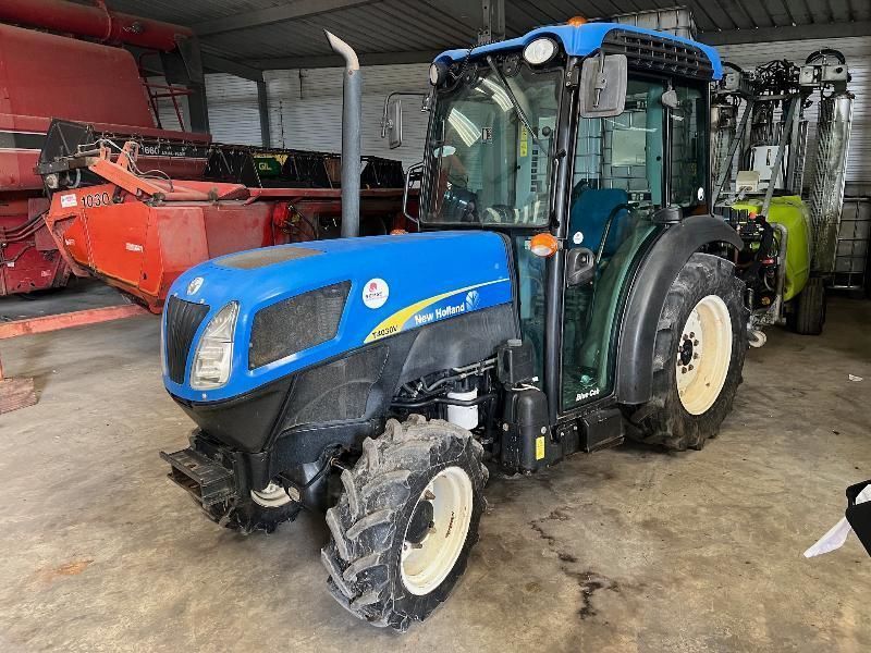 E-FARM: New Holland T4030 V - Tractor - id I8RMTIH - 26.800 € - Año: 2011 - Horas: 4.537,Potencia del motor: 75,Francia