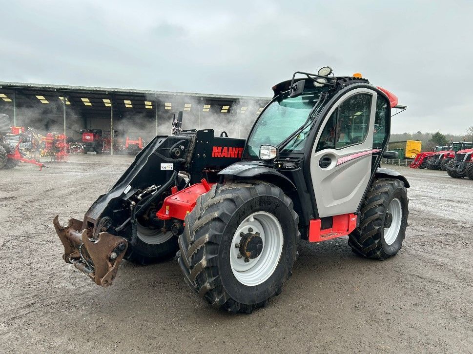 Manitou mlt 630-105 Teleszkópos rakodó 31 802 EUR