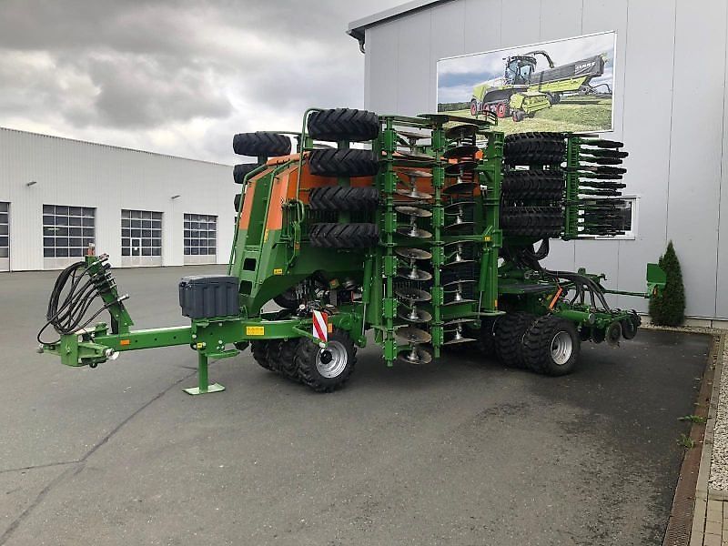 E-FARM: Amazone cirrus 6003-2 *isobus* - Siewnik rzędowy/agregat uprawowo-siewny - id 7FGKUZS - 116 000 € - Rok produkcji: 2023 - Niemcy