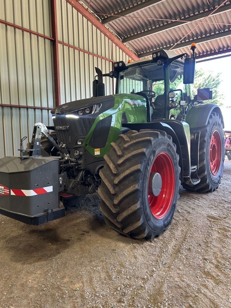 Fendt 936 Vario Profi Plus Tractor €255,000