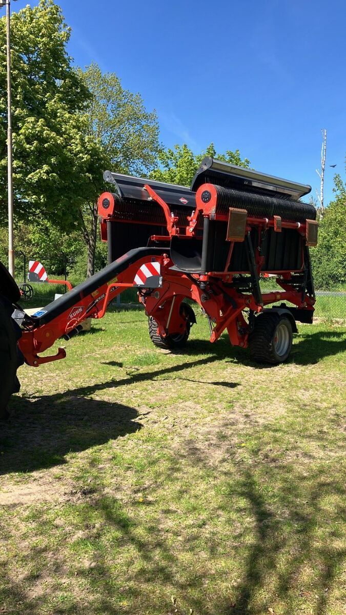 Kuhn merge maxx 950 Tedder €59,000