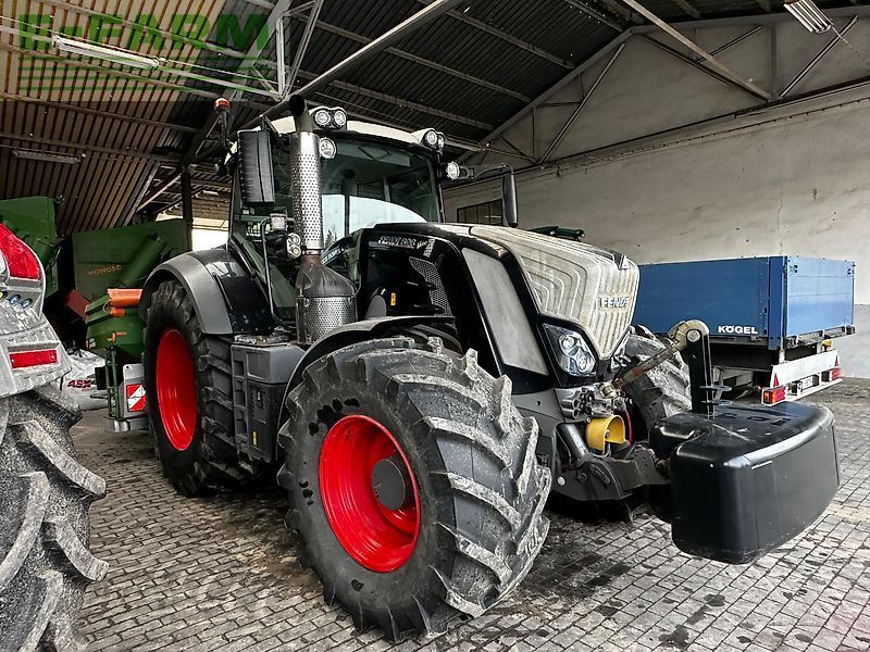 Fendt 828 Vario Tractor 94.325 EUR