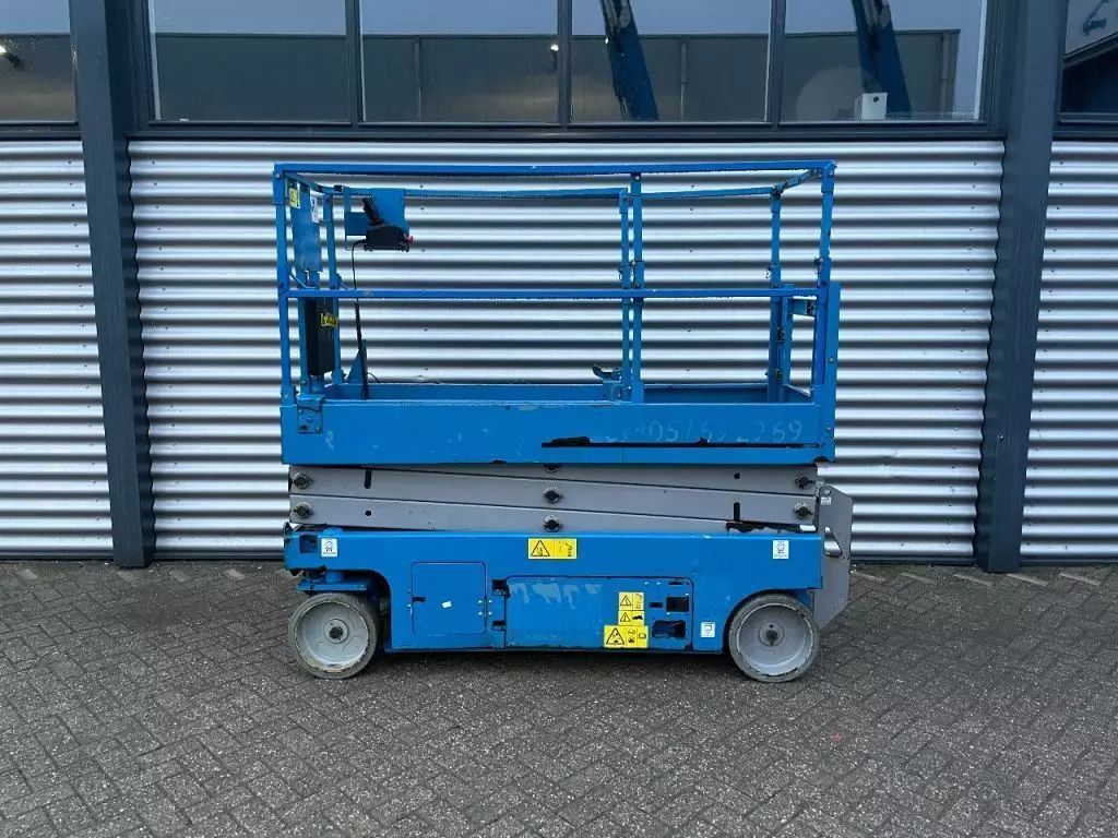 Genie gs2032 hoogwerker schaarhoogwerker Piattaforma semimovente 5.750 €