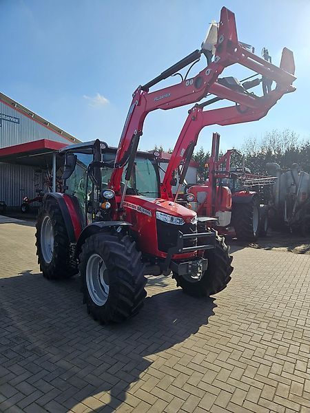 Massey Ferguson 4709 M Traktor 57 500 €