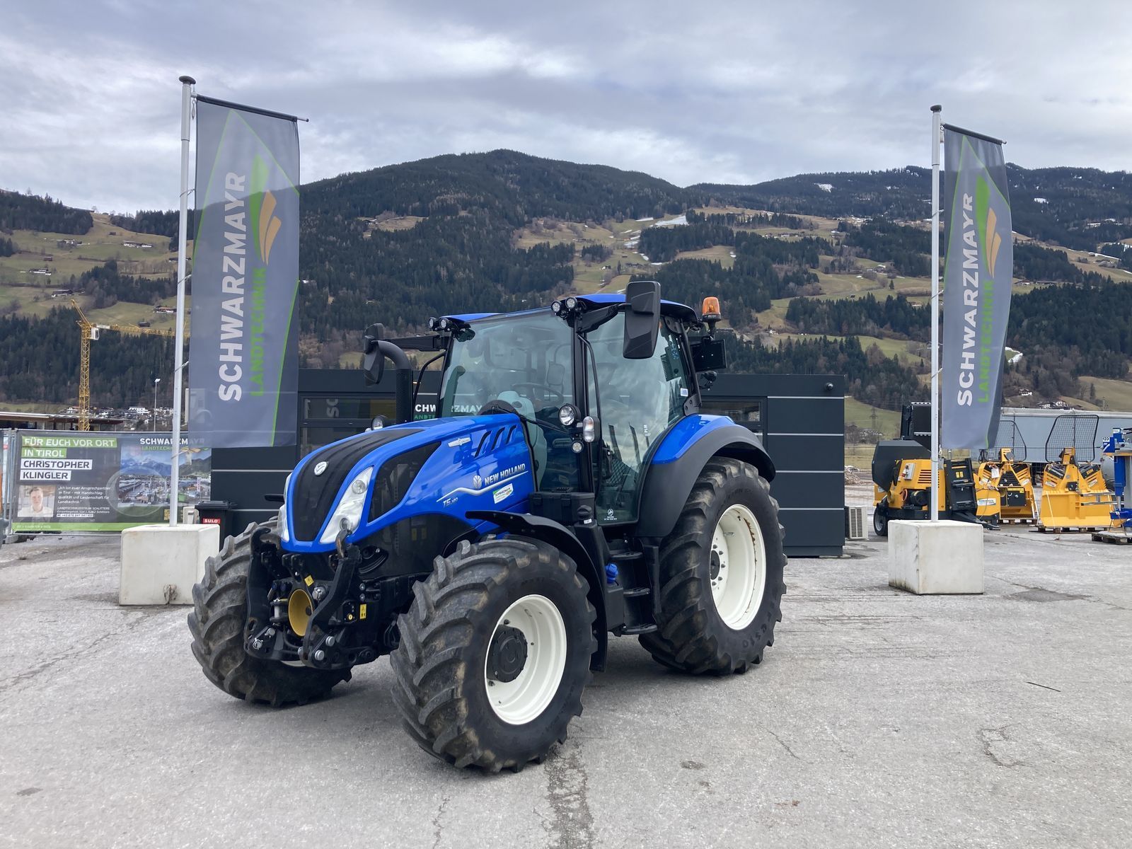 New Holland T5.140 Trattore 86.411 €
