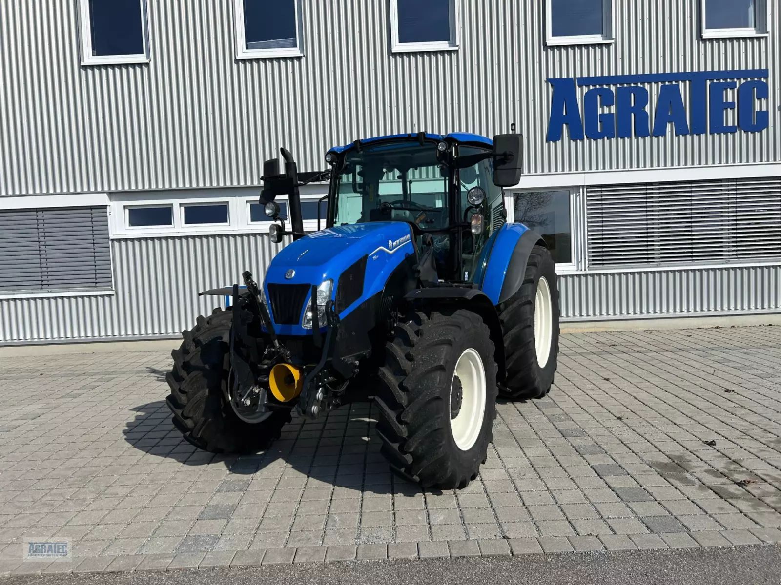 New Holland T5.110 Traktor 63 866 EUR