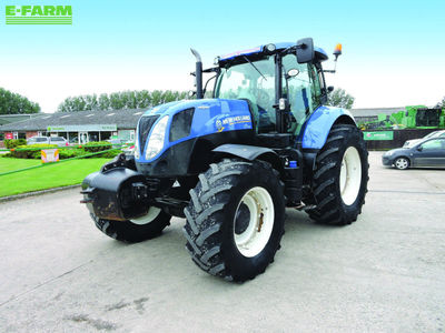 E-FARM: New Holland T7.210 - Tractor - id 7HHTDH2 - €49,154 - Year of construction: 2015 - Engine hours: 4,400,Engine power (HP): 210,United Kingdom