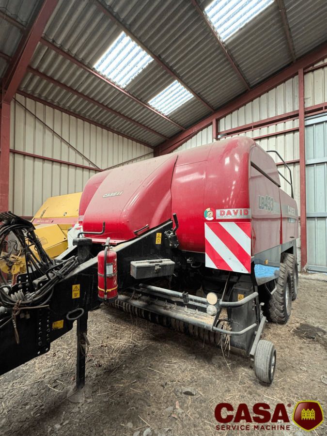 E-FARM: Case IH lb 433 - Presse à balles - id DBEZP9S - 50 000 € - Année: 2010 - Balles produites: 41 000,France
