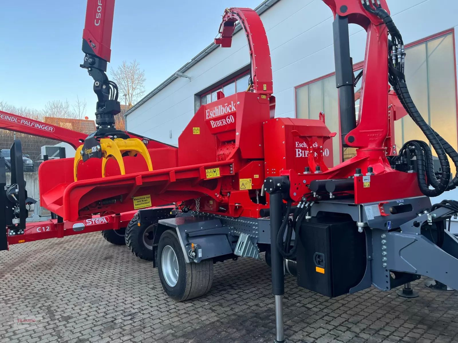 Eschlböck biber 60mit kran Forsthäcksler 172.000 €