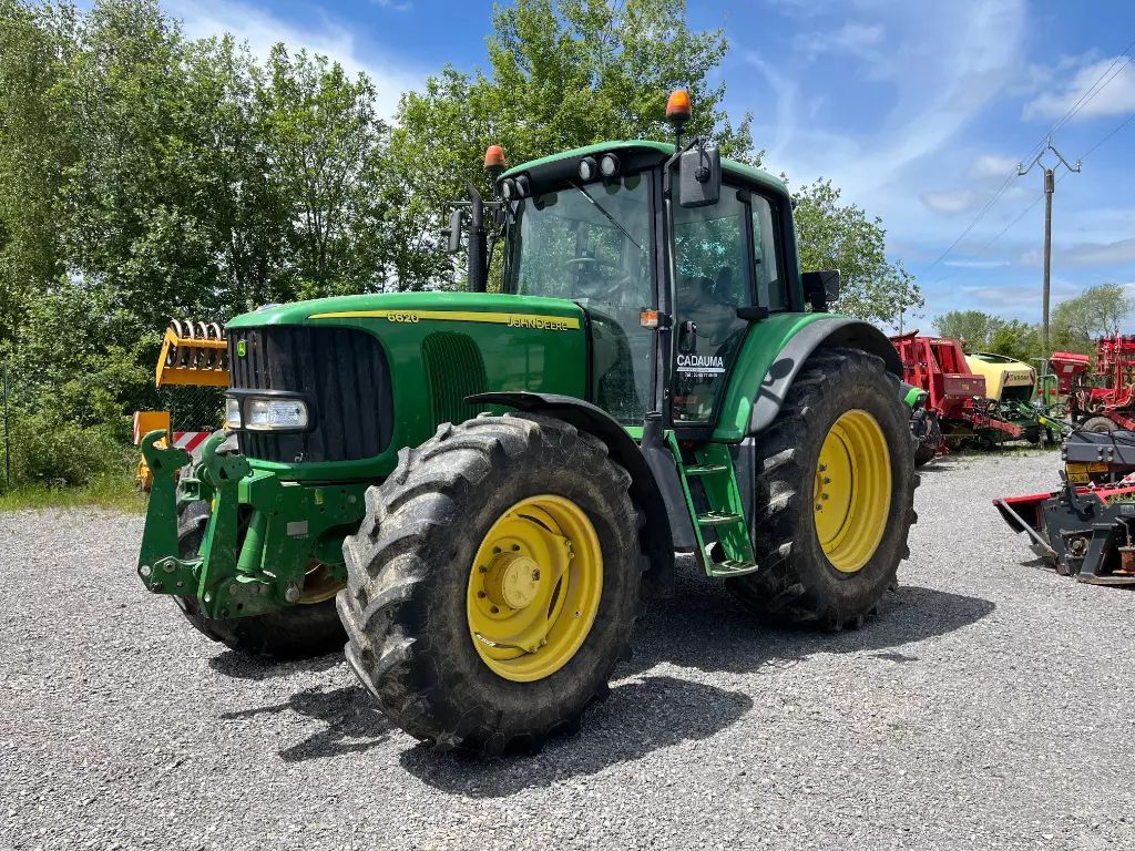 E-FARM: John Deere 6620 Premium - Tractor - id F7S77CI - Año: 2003 - Potencia del motor: 125,Francia