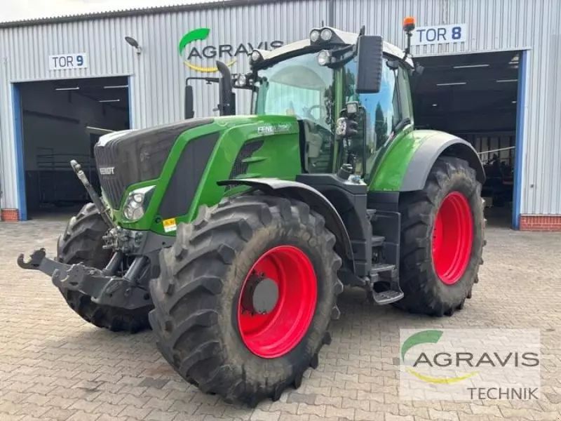 E-FARM: Fendt 826 Vario ProfiPlus - Traktor - id ZKZYHFM - 84.900 € - Baujahr: 2018 - Abgelesene Motorstunden: 6.082,Motorleistung (PS): 265,Deutschland