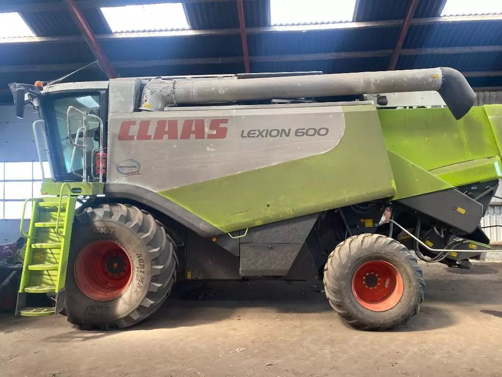 E-FARM: Claas Lexion 600 - Mähdrescher - id 4KNUUQL - 76.993 € - Baujahr: 2006 - Abgelesene Motorstunden: 4.100,Motorleistung (PS): 500,Dänemark