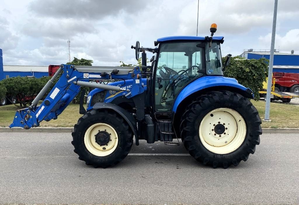 E-FARM: New Holland T5.115 - Tractor - id NV5BP8K - 44.000 € - Año: 2012 - Horas: 2795,Potencia del motor: 114,Lituania